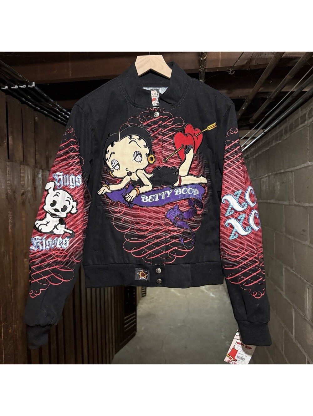 JH Design Betty Boop Racing Jacket Hugs Kisses Embroidered Black Sz L Deadstock